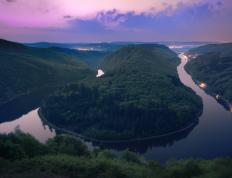 开云体育下载-独行侠全面压制篮网，西亚卡姆末节接管比赛