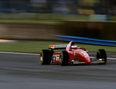 开云体育APP下载-武切维奇跨洋封神夜，当尼克斯紫金浪潮吞没北京长城