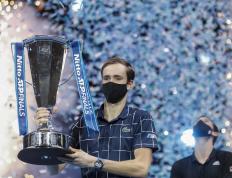 开云体育在线-ATP总决赛险胜戴维斯杯，梅德韦杰夫惊艳四座