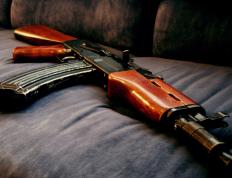 开云体育中国-切特29+8献关键两罚，魔术全队开花终结森林狼4连胜