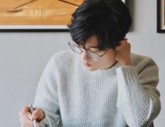 开云体育app-布克魔术舞步点燃火箭升空，团队篮球力克魔术秀