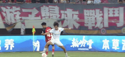 开云体育-重庆破门立下热门争夺对手，全队冲劲夺得重要胜利