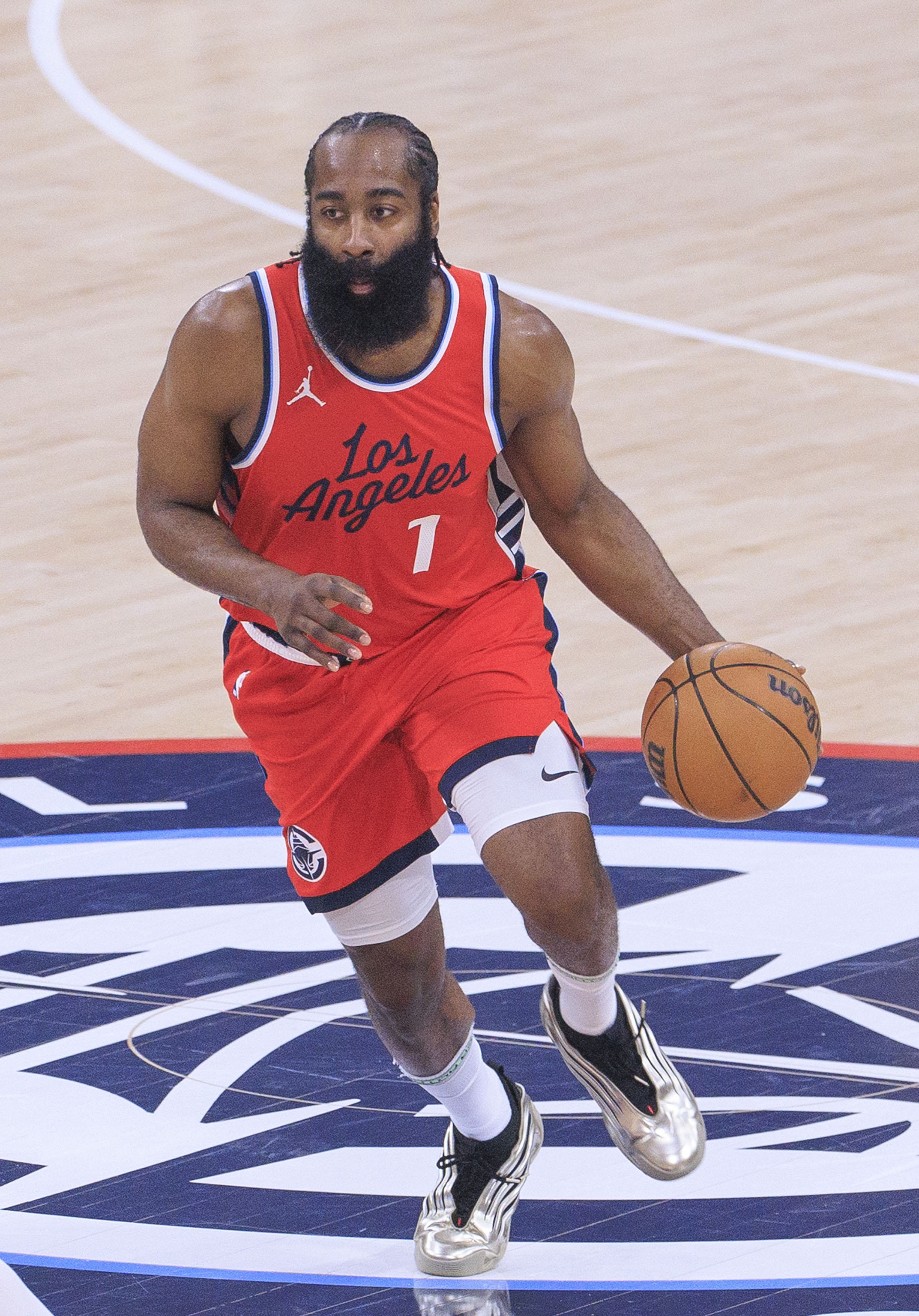 开云官网-快船力克灰熊，取得八连胜