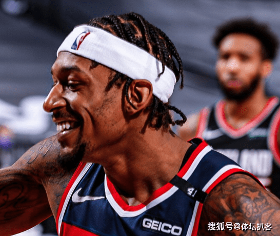 开云体育在线-GEN横扫Rogue，Perkz一己之力扛起全队的简单介绍