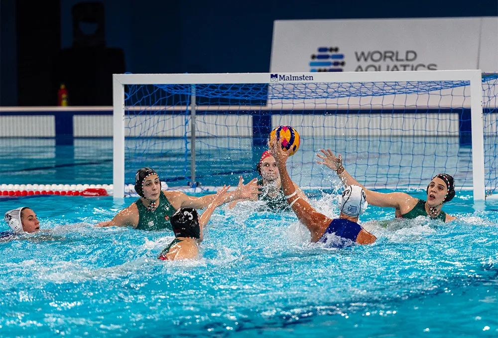 开云体育APP下载-包含游泳总决赛即将打响，冠军归属成谜的词条