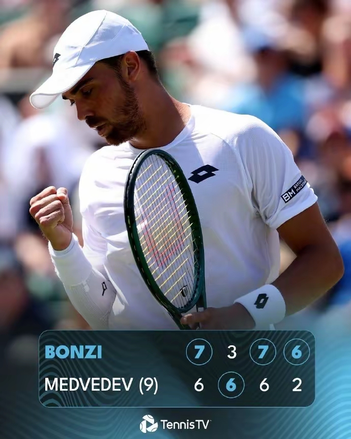 开云下载-包含戴维斯杯绝杀温网,梅德韦杰夫惊艳四座的词条