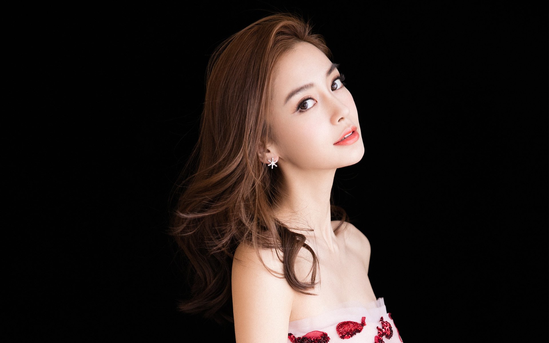 开云体育APP下载-德罗赞末节接管显神威,掘金团队发力粉碎雄鹿不败金身