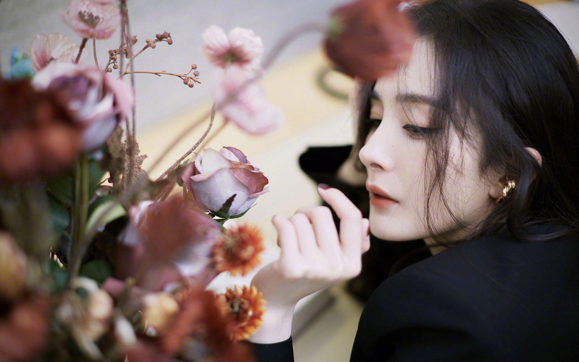 开云体育中国-锡安狂砍42分主宰比赛 灰熊团队发力大胜爵士