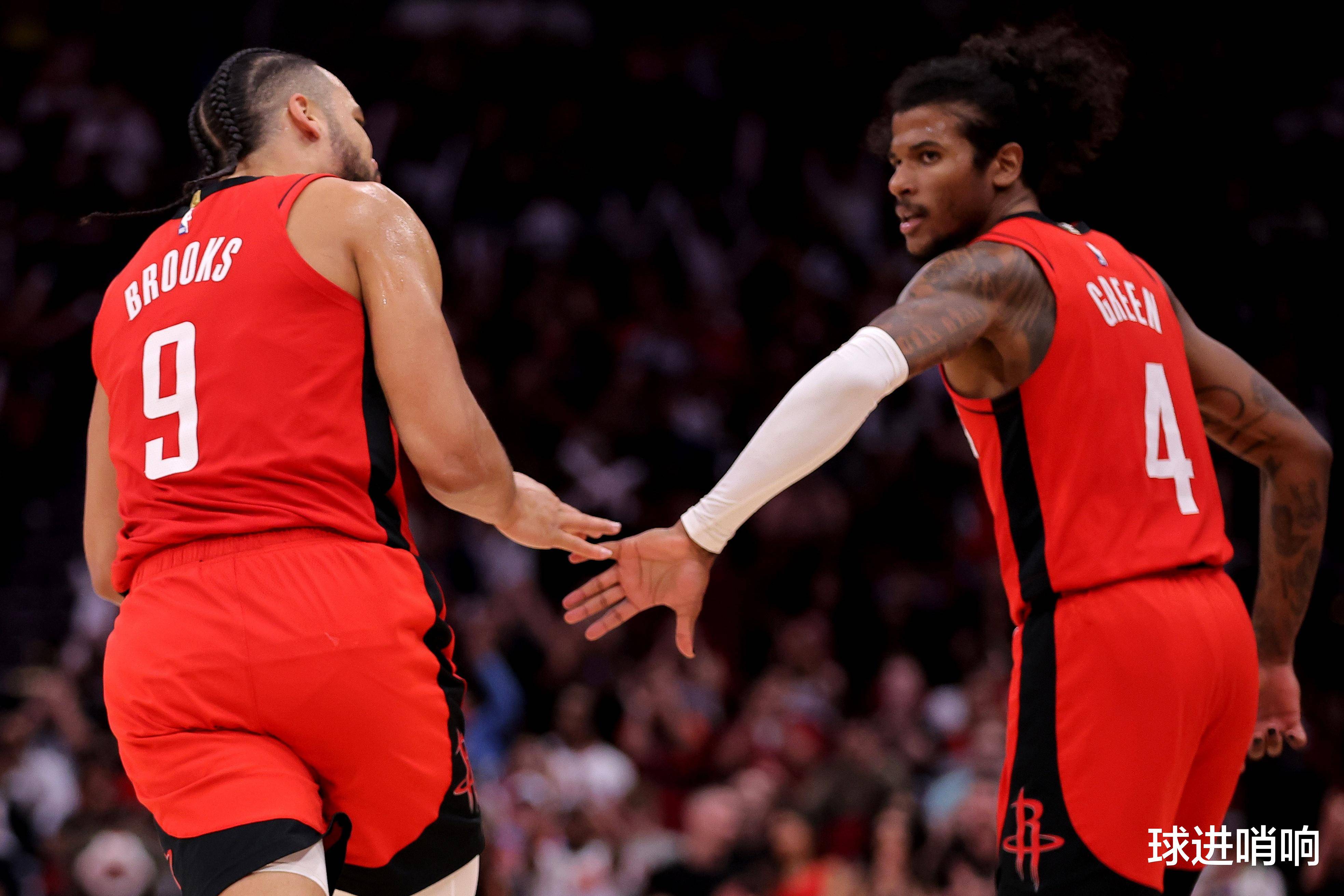 开云体育app-魔术防守锁死广东队，杰伦格林大场面先生